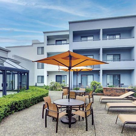 Courtyard Chicago Glenview/Northbrook Hotel Ngoại thất bức ảnh